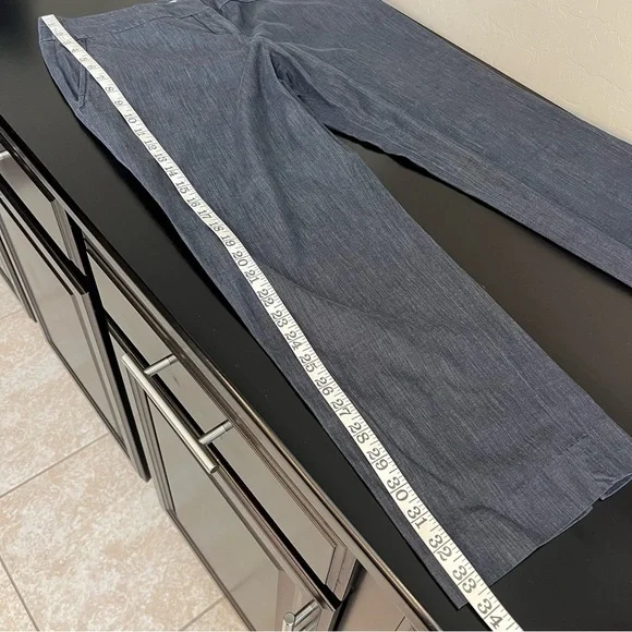 Loft Cotton blend cropped casual pant, lightweight, blue, size 4 - Picture 9 of 12